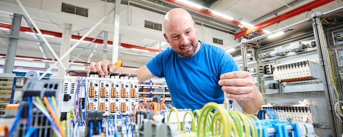 Elektriker / Elektroniker (m/w/d), 1. Bild